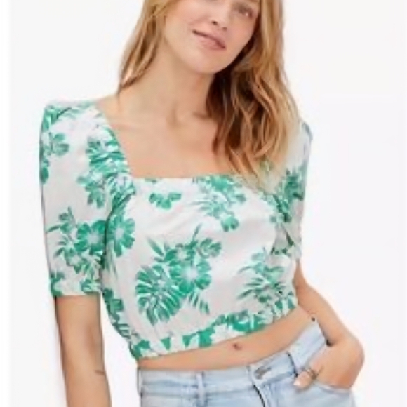 American Eagle Outfitters Green & White Floral Crop Top Size Small - Picture 1 of 5